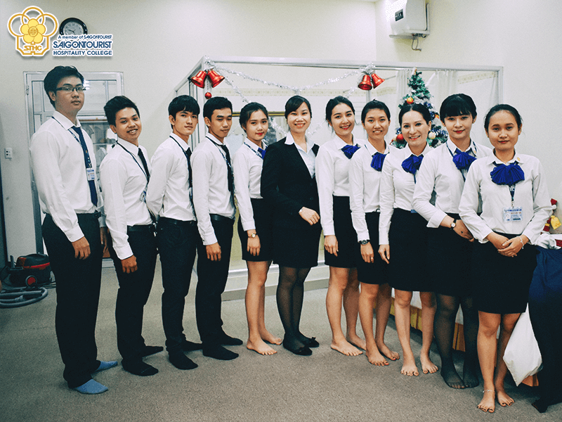 Đồng phục sơ mi trường Saigontourist