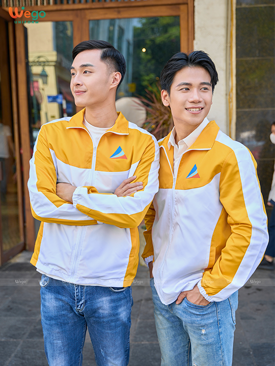 Đồng phục Cozyfree vàng đậm phối trắng